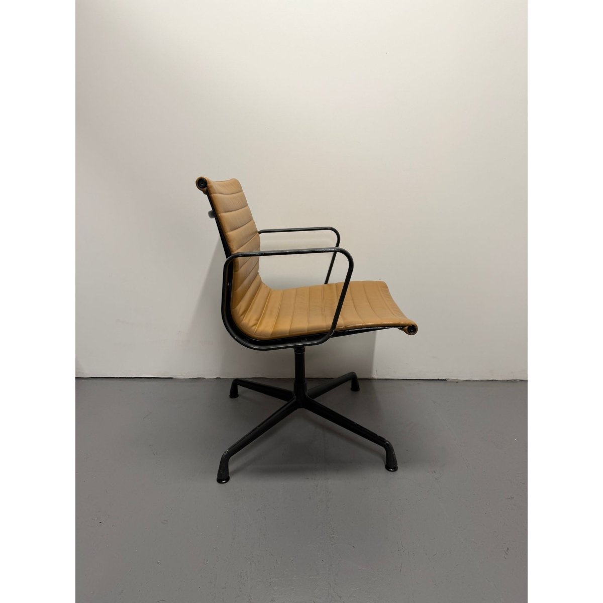 Herman Miller Eames - Low Back, Tan Leather / Black Frame - thegoodchairs
