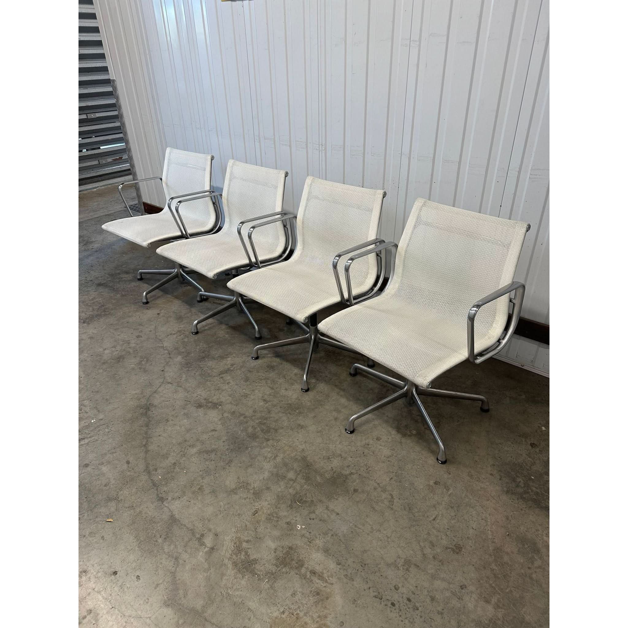 Herman Miller Eames - Management, White Mesh - thegoodchairs