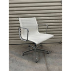 Herman Miller Eames - Management, White Mesh - thegoodchairs