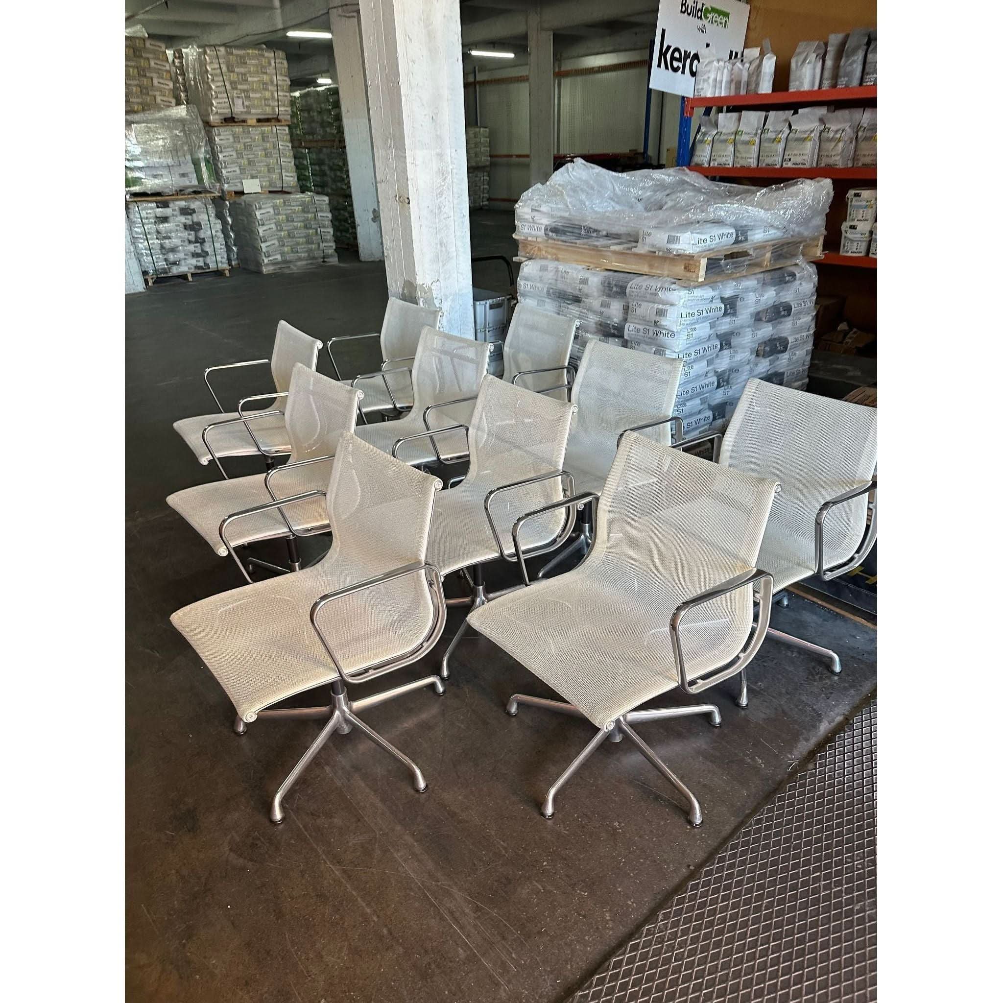 Herman Miller Eames - Management, White Mesh - thegoodchairs