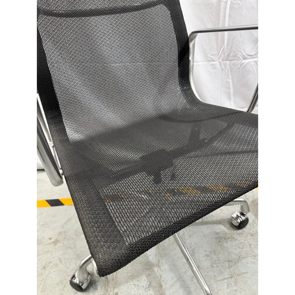Herman Miller Eames - Mesh Management Task Chair - thegoodchairs