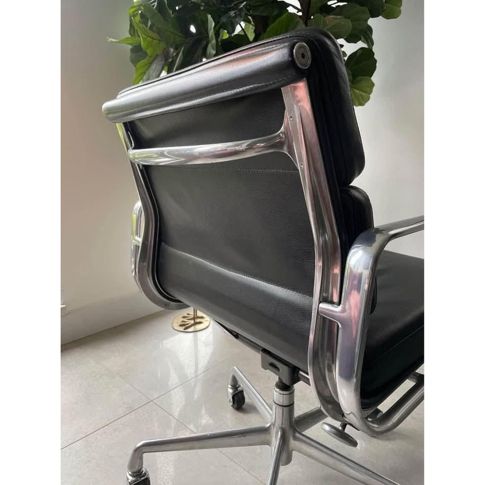 Herman Miller Eames Soft Pad Low Back - Chair, 1989 - thegoodchairs