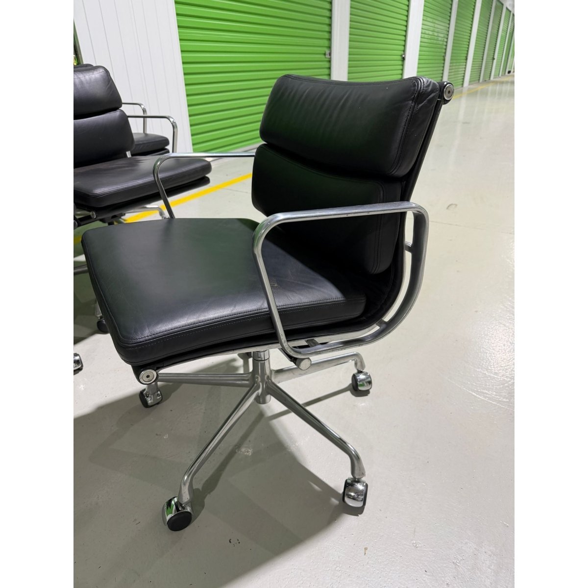 Herman Miller Eames Soft Pad Low Back Chairs, Black, Set of 6 - thegoodchairs