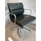 Herman Miller Eames Soft Pad Management Chair, Low Back, Green Leather, Polished Aluminium, / Vitra, 1995 - thegoodchairs