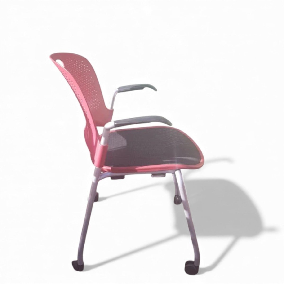 Herman Miller Lightweight Modern Red Office Chair - thegoodchairs