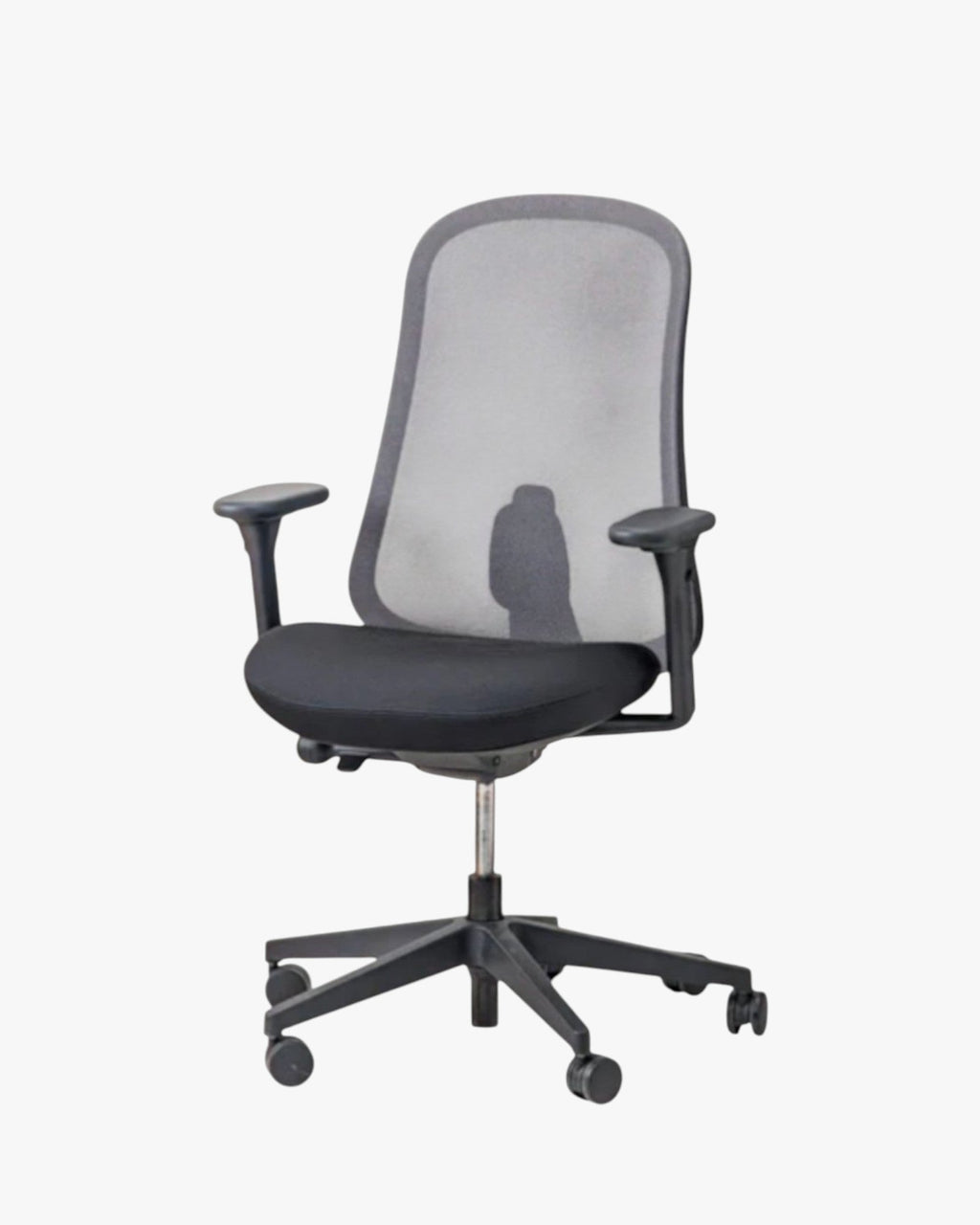 Herman Miller Lino - High-Performance Ergonomic Chair in Black Wool - thegoodchairs