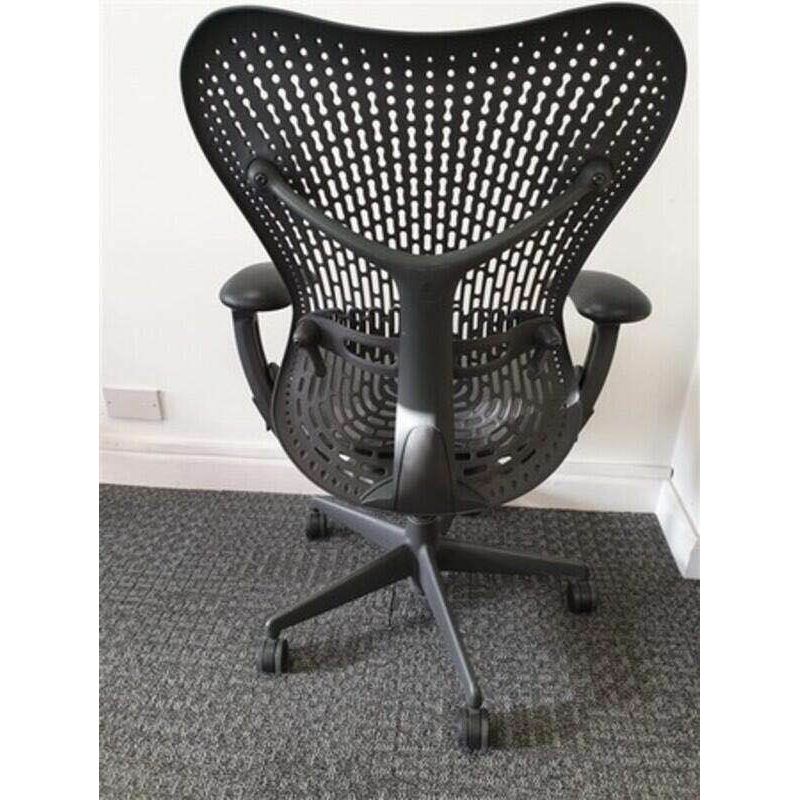 Herman Miller Mirra 1 - Arms - thegoodchairs