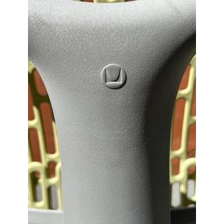 Herman Miller Mirra 1 - Chair - thegoodchairs