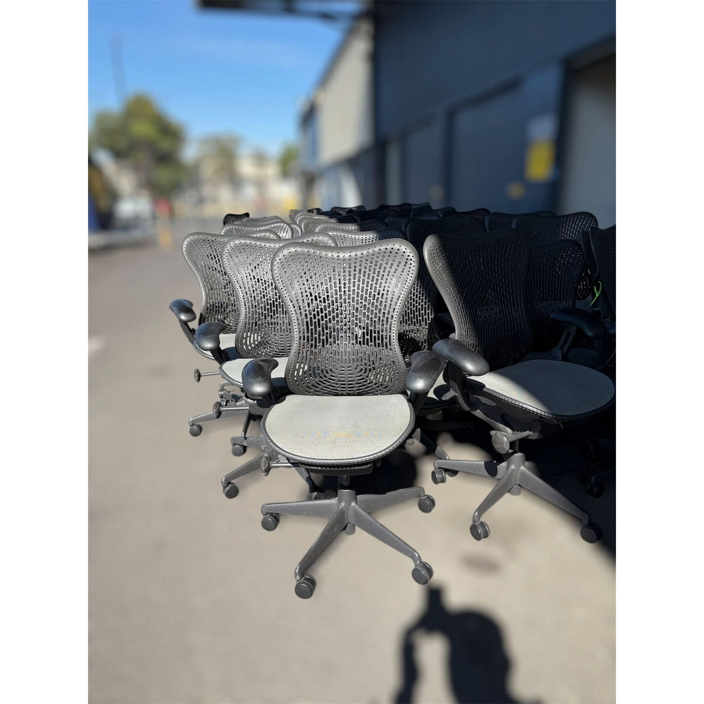 Herman Miller Mirra 1 - Office Chair with Armrest - Grey/graphite - thegoodchairs