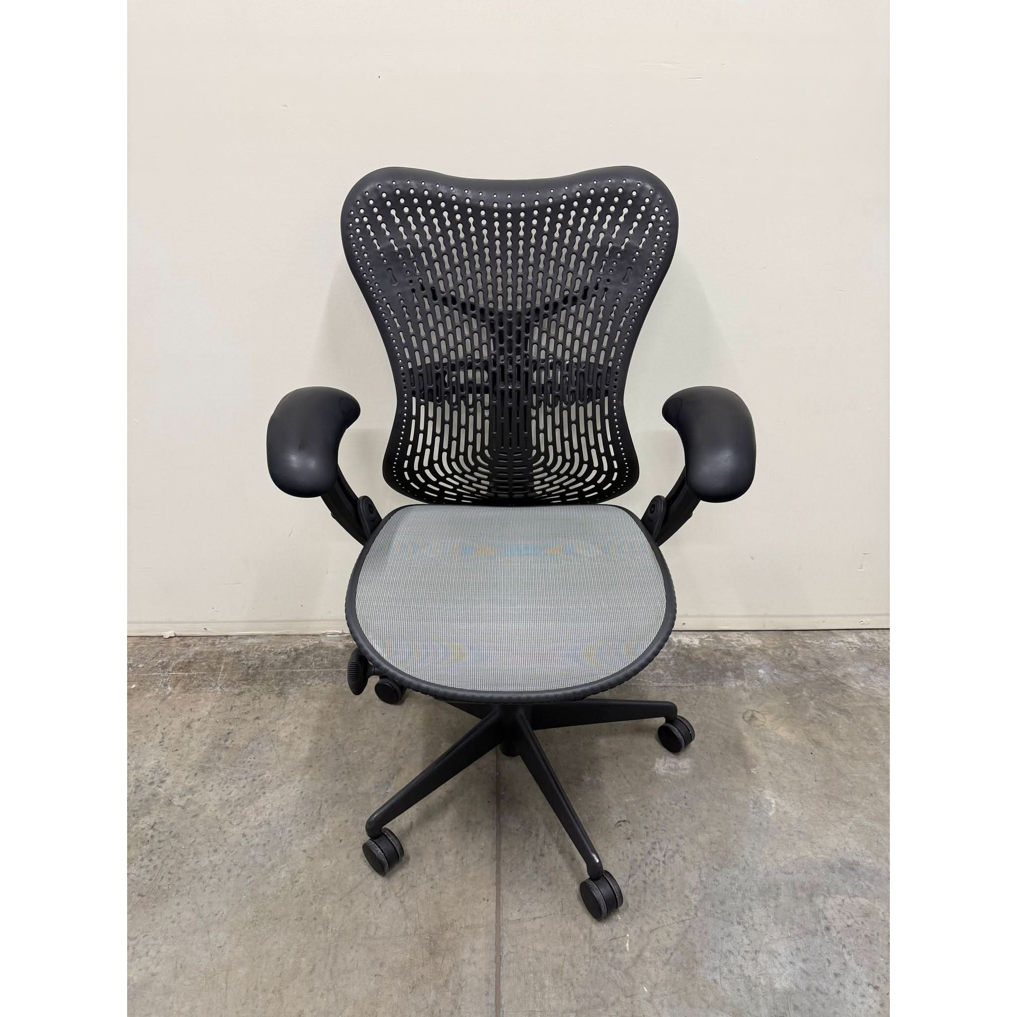 Herman Miller Mirra 1 - Office Chair with Armrest - Grey/graphite - thegoodchairs