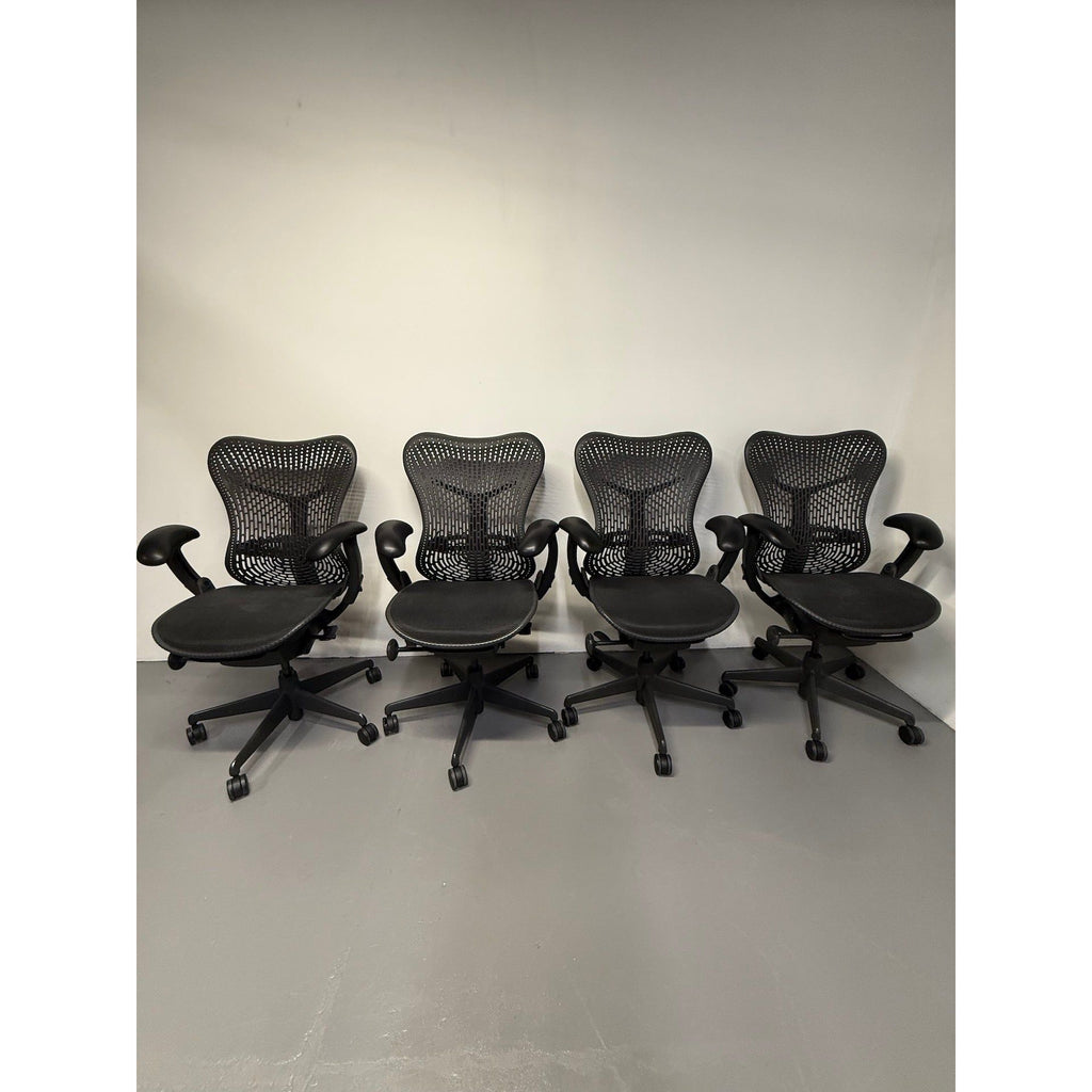 Herman Miller Mirra 1 - Office Chair with Armrests - Black/black - thegoodchairs