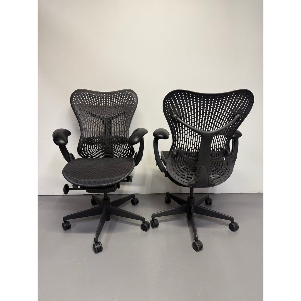 Herman Miller Mirra 1 - Office Chair with Armrests - Black/black - thegoodchairs