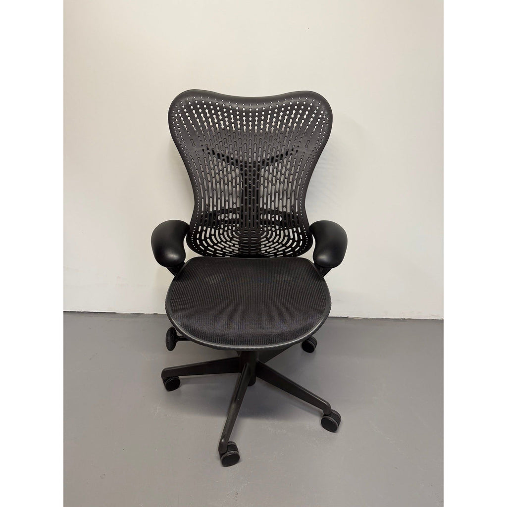 Herman Miller Mirra 1 - Office Chair with Armrests - Black/black - thegoodchairs
