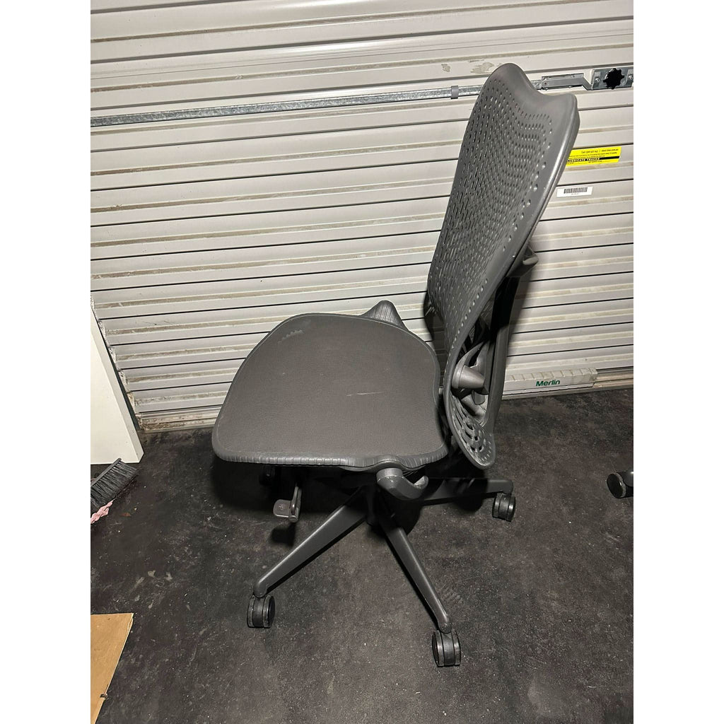 Herman Miller Mirra 2 - Armless - thegoodchairs