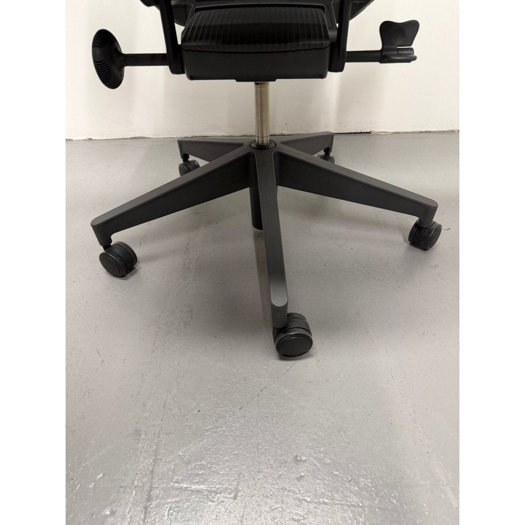 Herman Miller Mirra 2 - Butterfly Back Task Chair - thegoodchairs