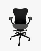 Herman Miller Mirra 2 - Butterfly Back Task Chair - thegoodchairs