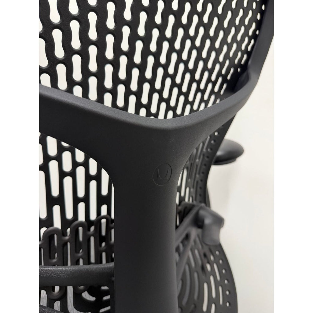 Herman Miller Mirra 2 - Graphite Task Chair with Triflex Back - thegoodchairs