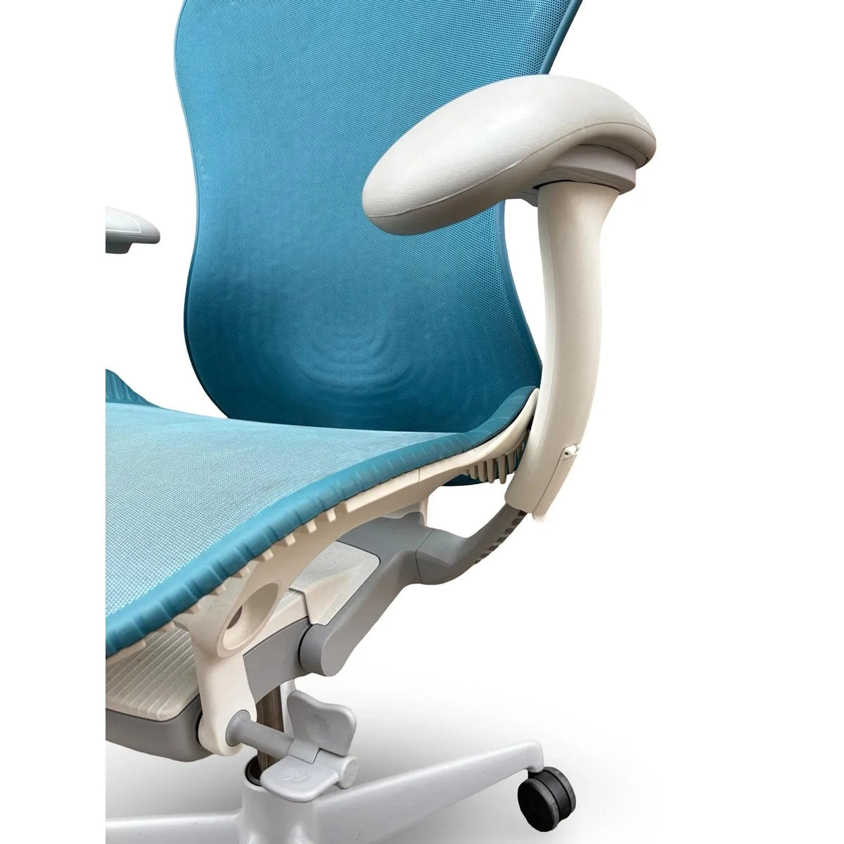 Herman Miller Mirra 2 Task Chair, Blue - thegoodchairs