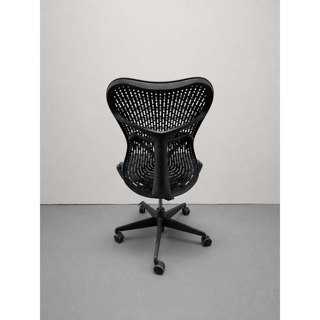 Herman Miller Mirra 2 - Triflex Office Chair - No Arms - thegoodchairs