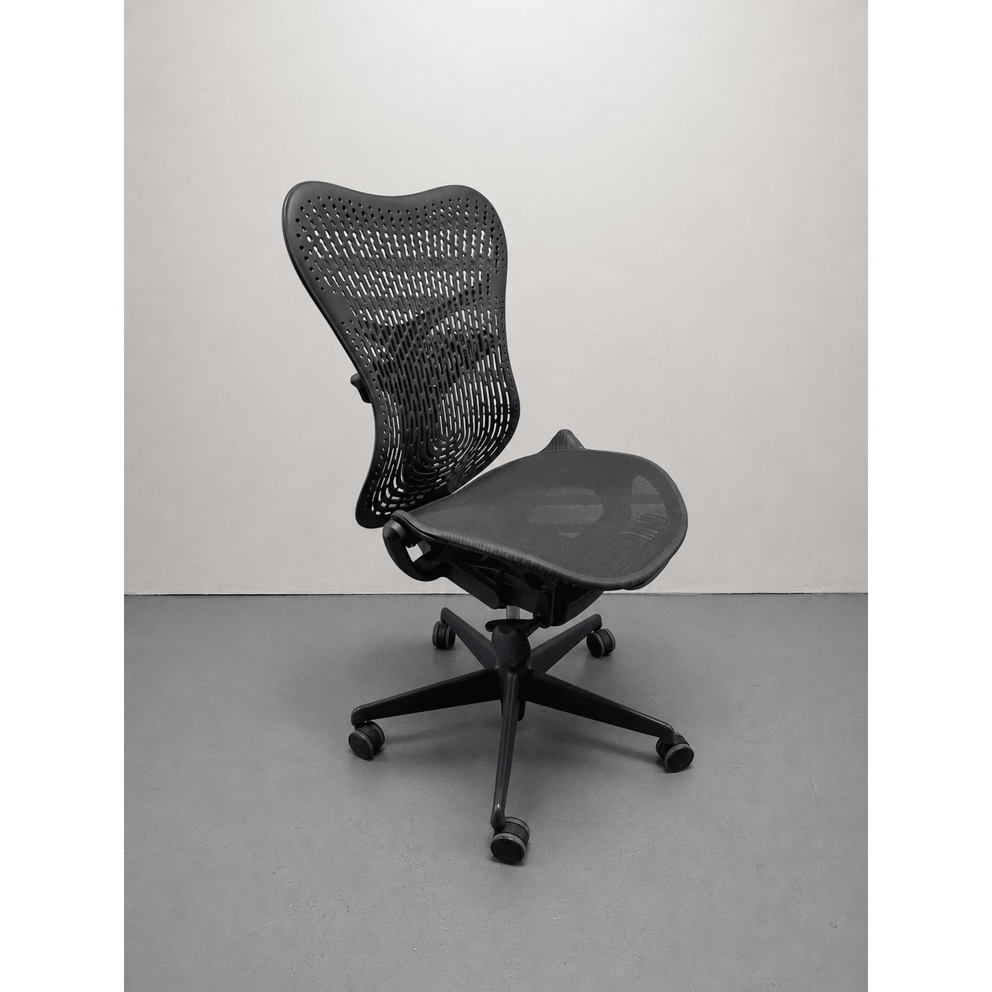 Herman Miller Mirra 2 - Triflex Office Chair - No Arms - thegoodchairs