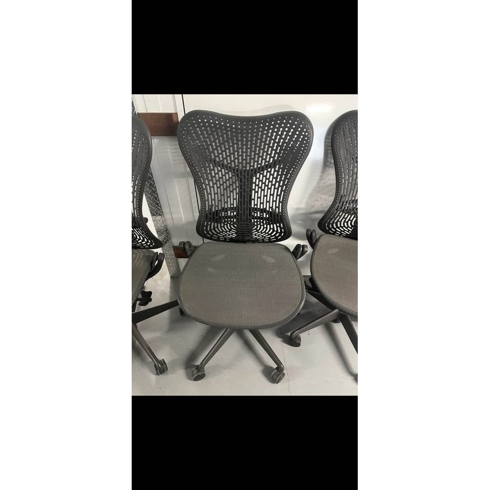 Herman Miller Mirra - Fully Loaded - thegoodchairs