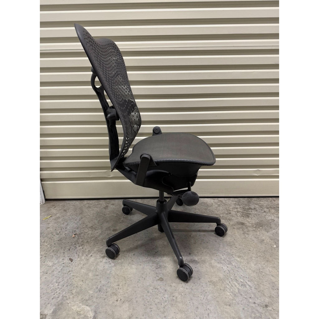 Herman Miller Mirra - Office Chair No Arms - Graphite - Back Tilt Lock - thegoodchairs