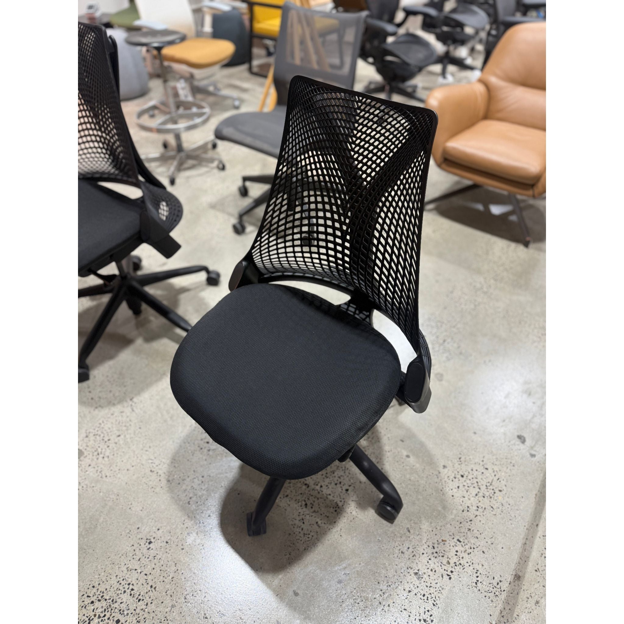 Herman Miller Sayl - Chairs. Ergonomic Design Yves Behar Switzerland - thegoodchairs