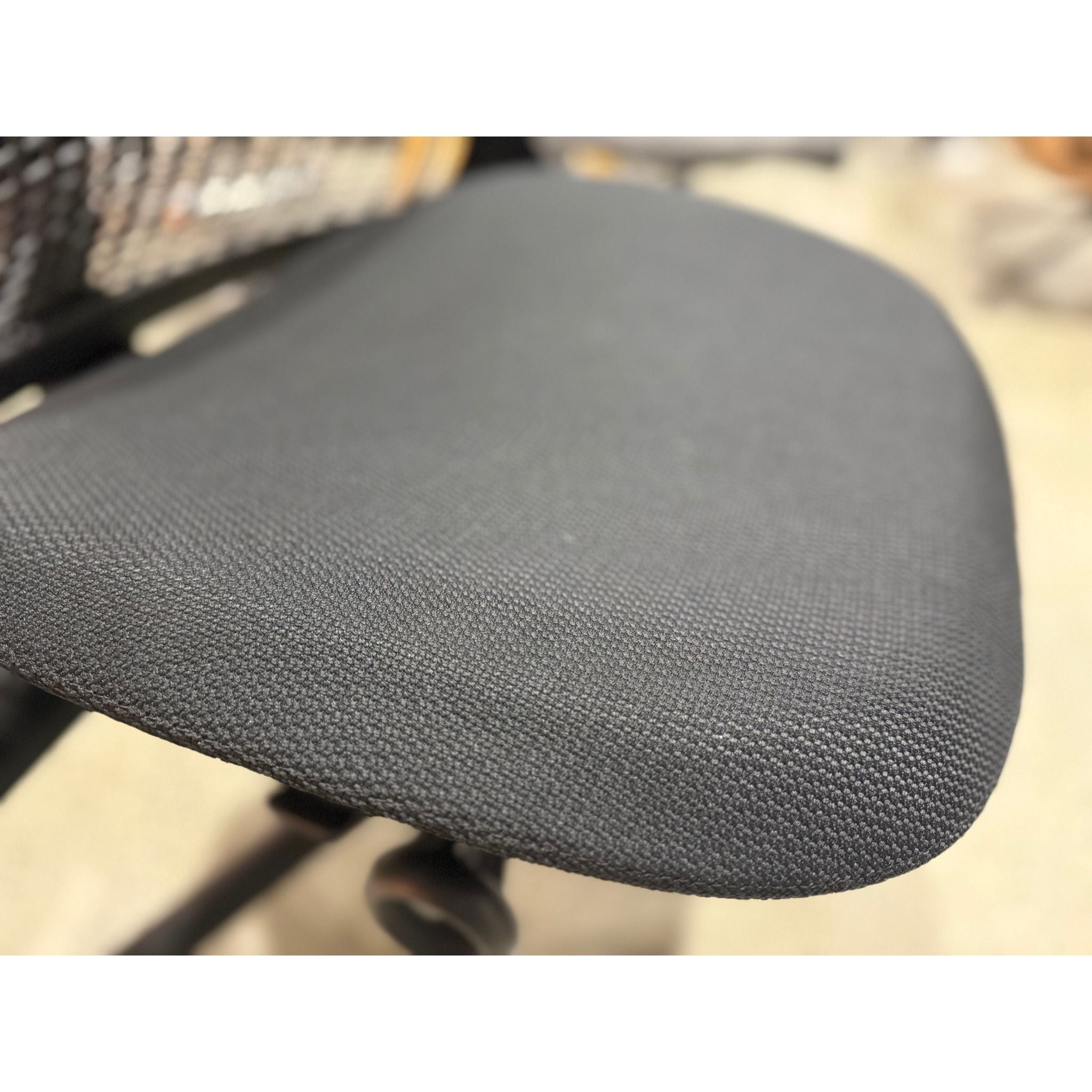 Herman Miller Sayl - Chairs. Ergonomic Design Yves Behar Switzerland - thegoodchairs