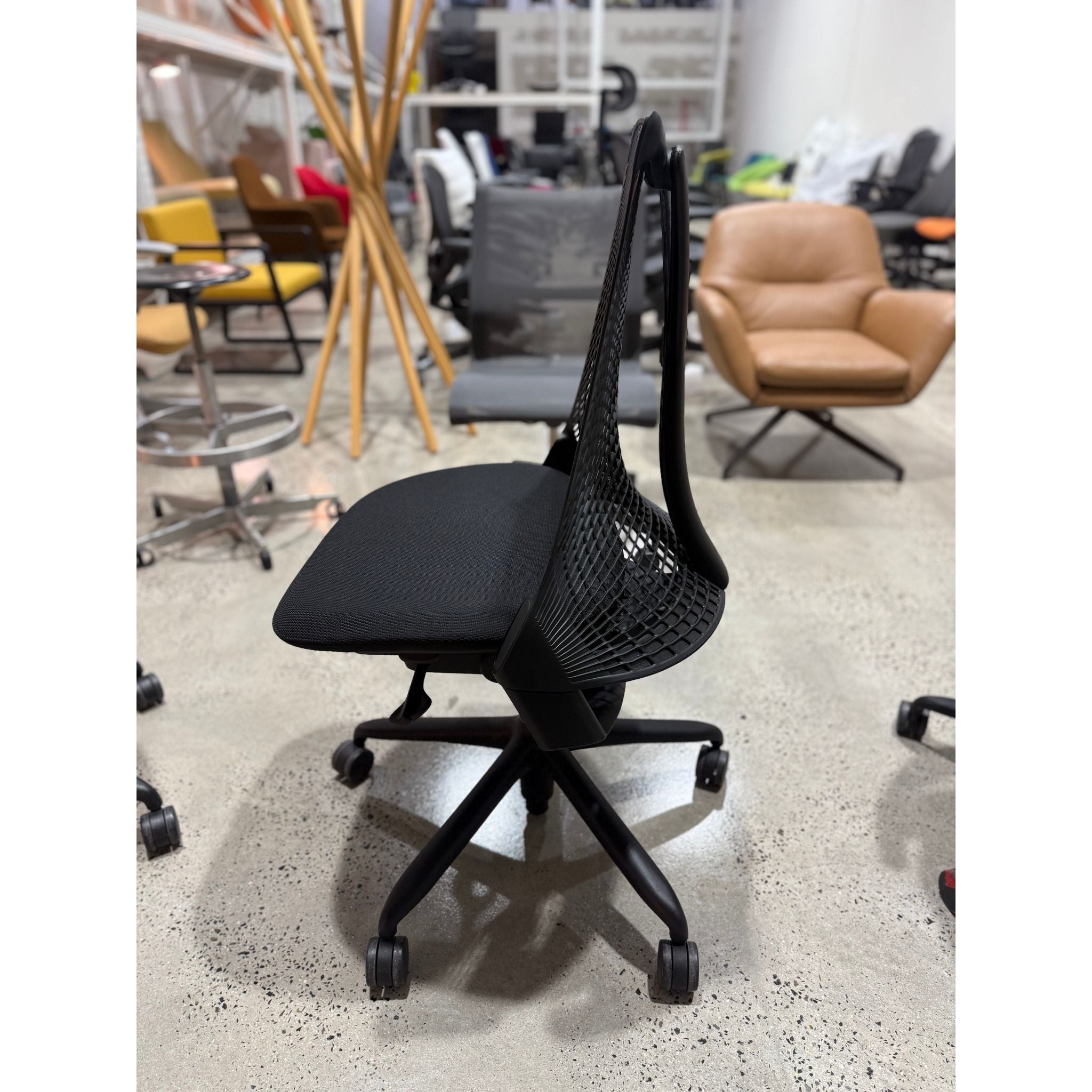 Herman Miller Sayl - Chairs. Ergonomic Design Yves Behar Switzerland - thegoodchairs