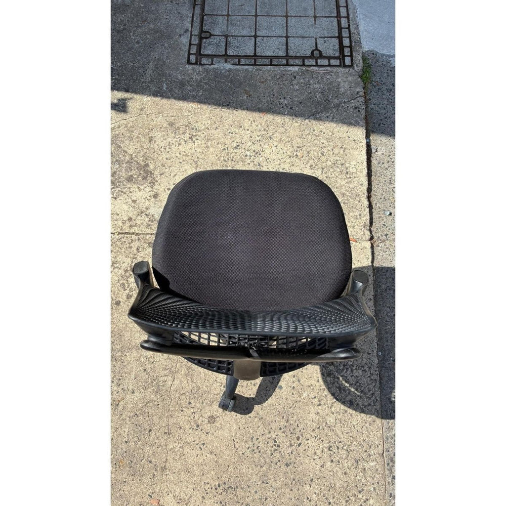 Herman Miller Sayl - No Arm - Black - thegoodchairs