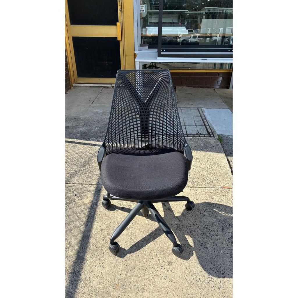 Herman Miller Sayl - No Arm - Black - thegoodchairs