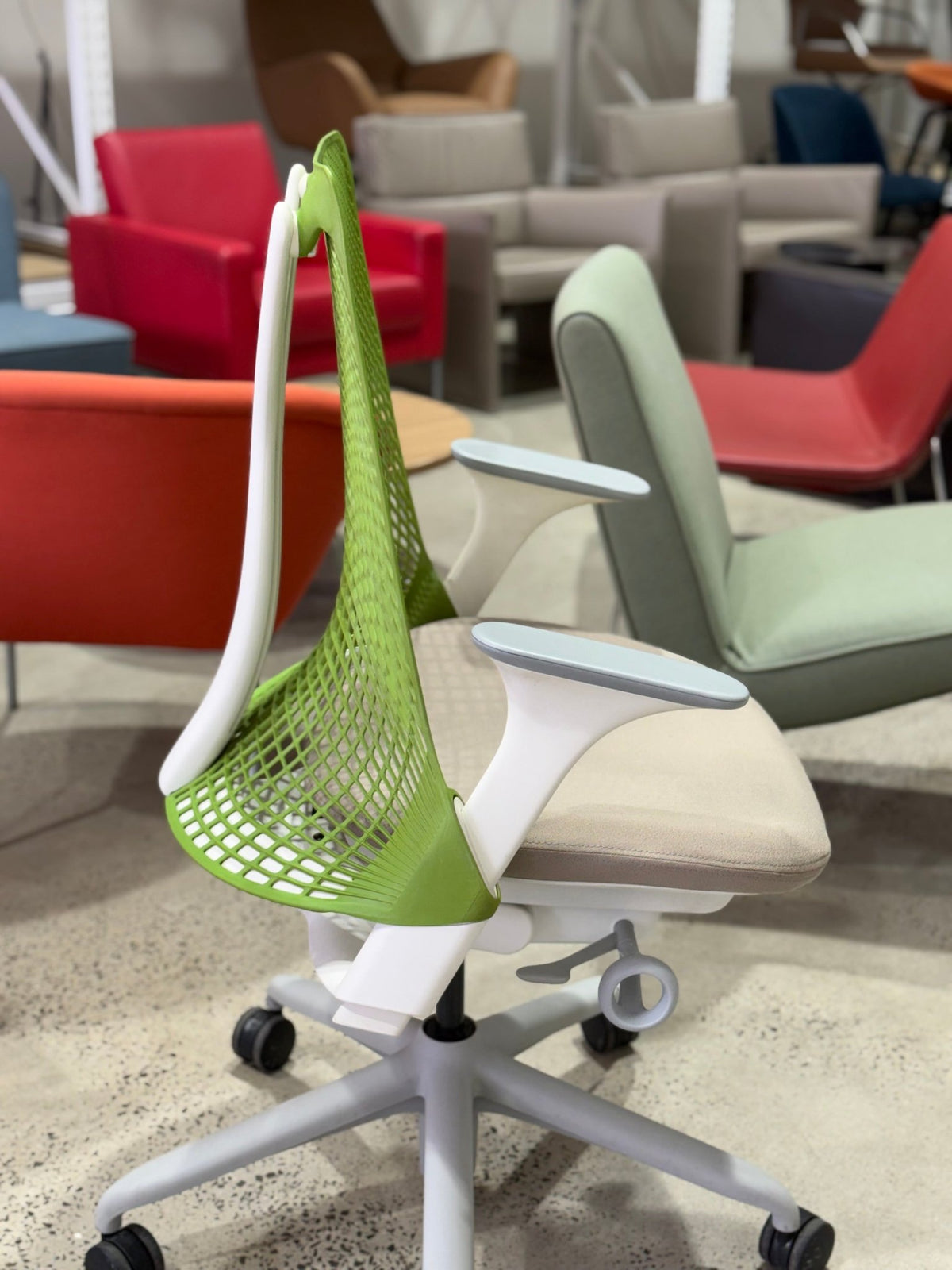 Herman Miller Sayl Task Chair, Green - thegoodchairs