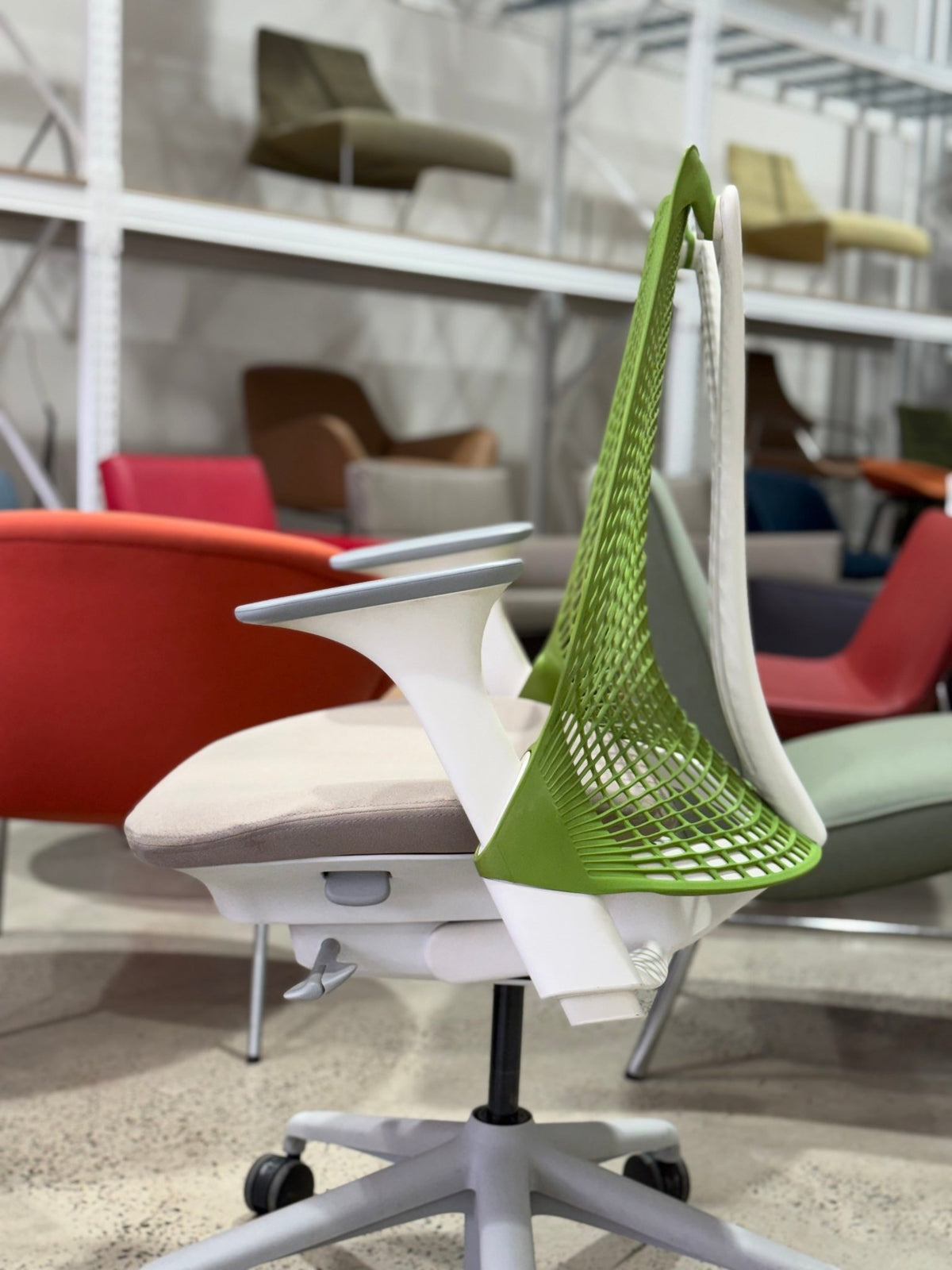 Herman Miller Sayl Task Chair, Green - thegoodchairs