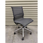 Herman Miller Setu - Chair - Armless / Graphite Grey - thegoodchairs