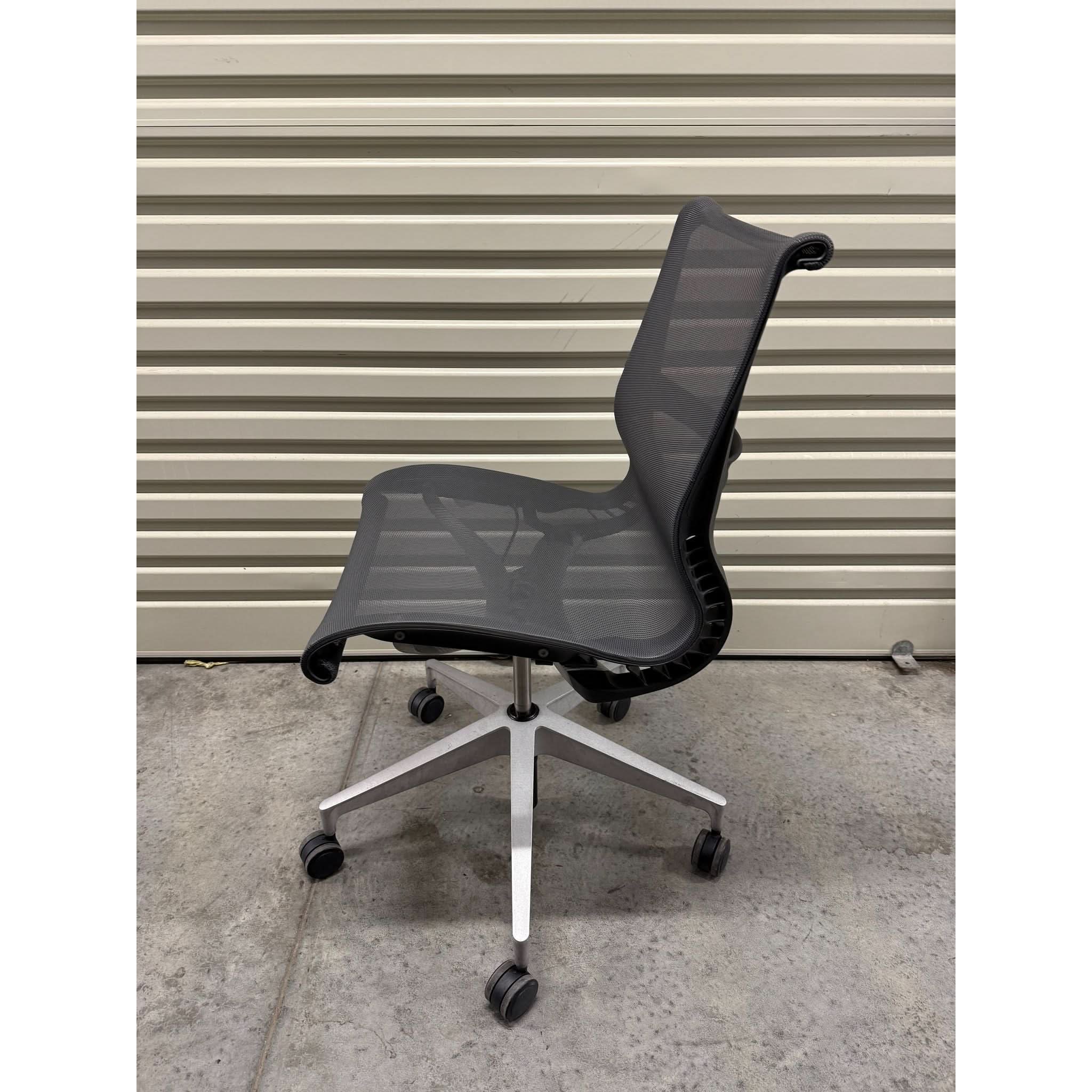 Herman Miller Setu - Chair - Armless / Graphite Grey - thegoodchairs