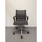 Herman Miller Setu - Chair - with Arms / Graphite Grey - thegoodchairs