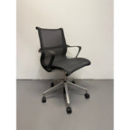 Herman Miller Setu - Chair - with Arms / Graphite Grey - thegoodchairs