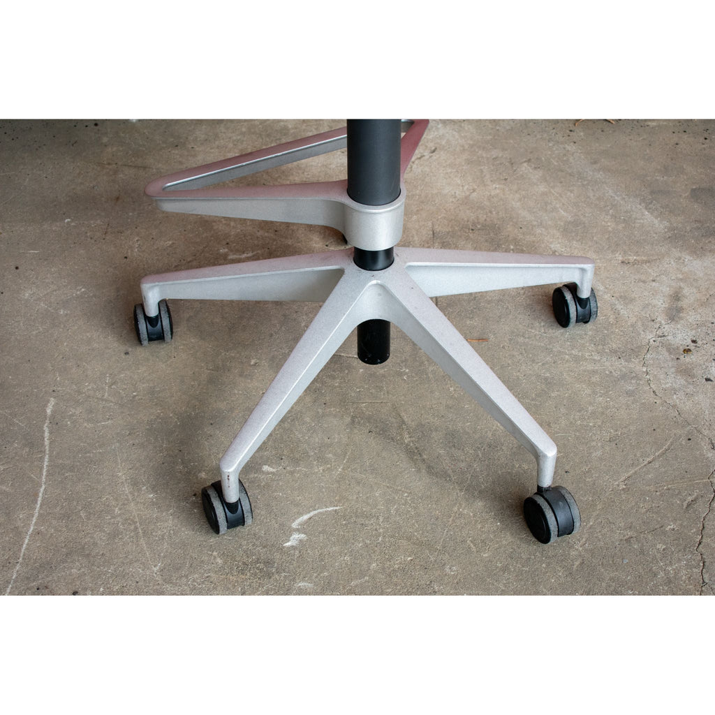 Herman Miller Setu - Stool - thegoodchairs