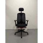 Herman Miller Vantum - x Logitech G Gaming Chair 2.0 - thegoodchairs