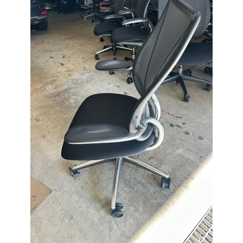 Humanscale Liberty - thegoodchairs