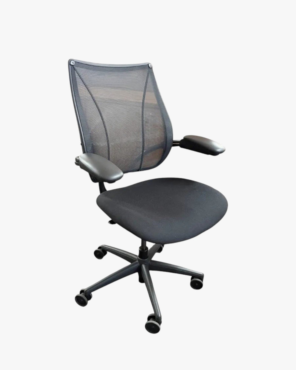 Humanscale Liberty - Chair with Arms - thegoodchairs