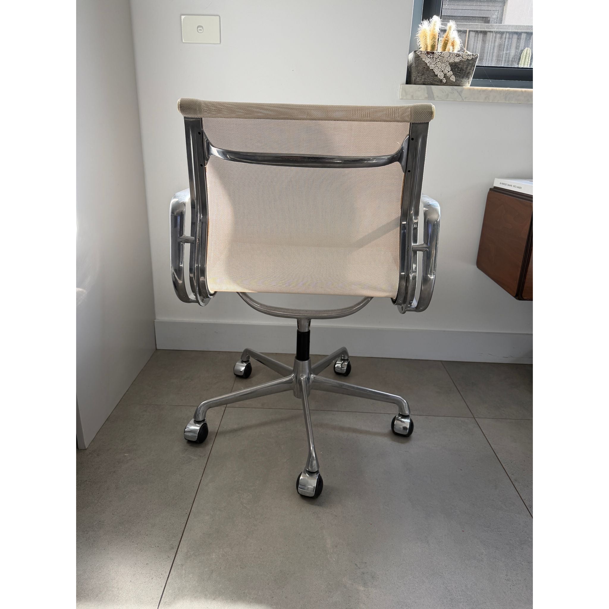 ICF Eames Aluminium Group Office Chair, White Mesh, Polished Aluminium - thegoodchairs