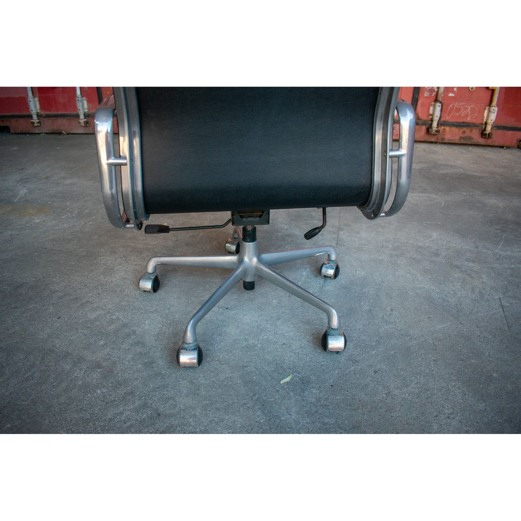 ICF Eames Soft Pad High-Back Office Chair, Black - thegoodchairs