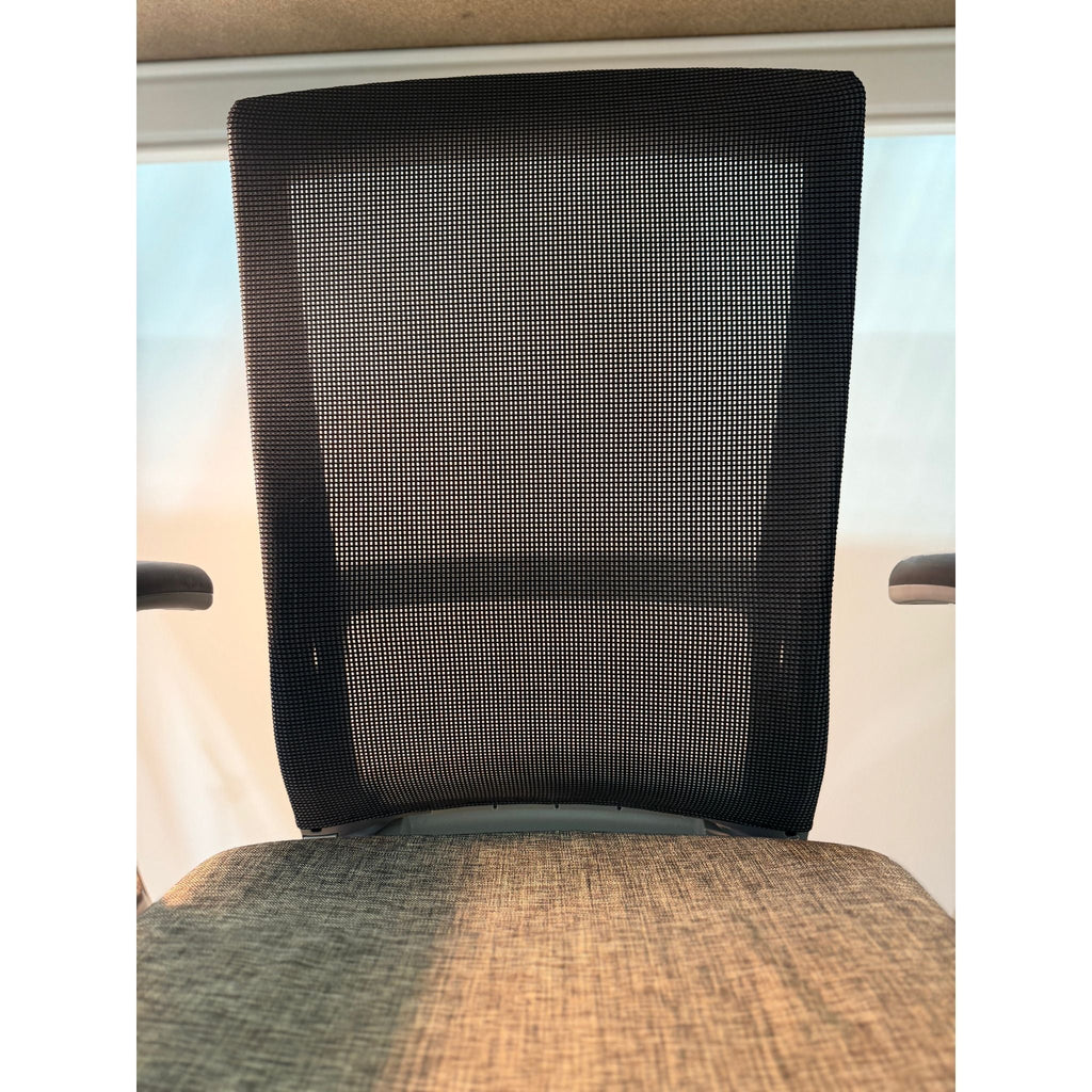 Knoll Life - Formway Chair - Custom Build, Now Millerknoll - thegoodchairs