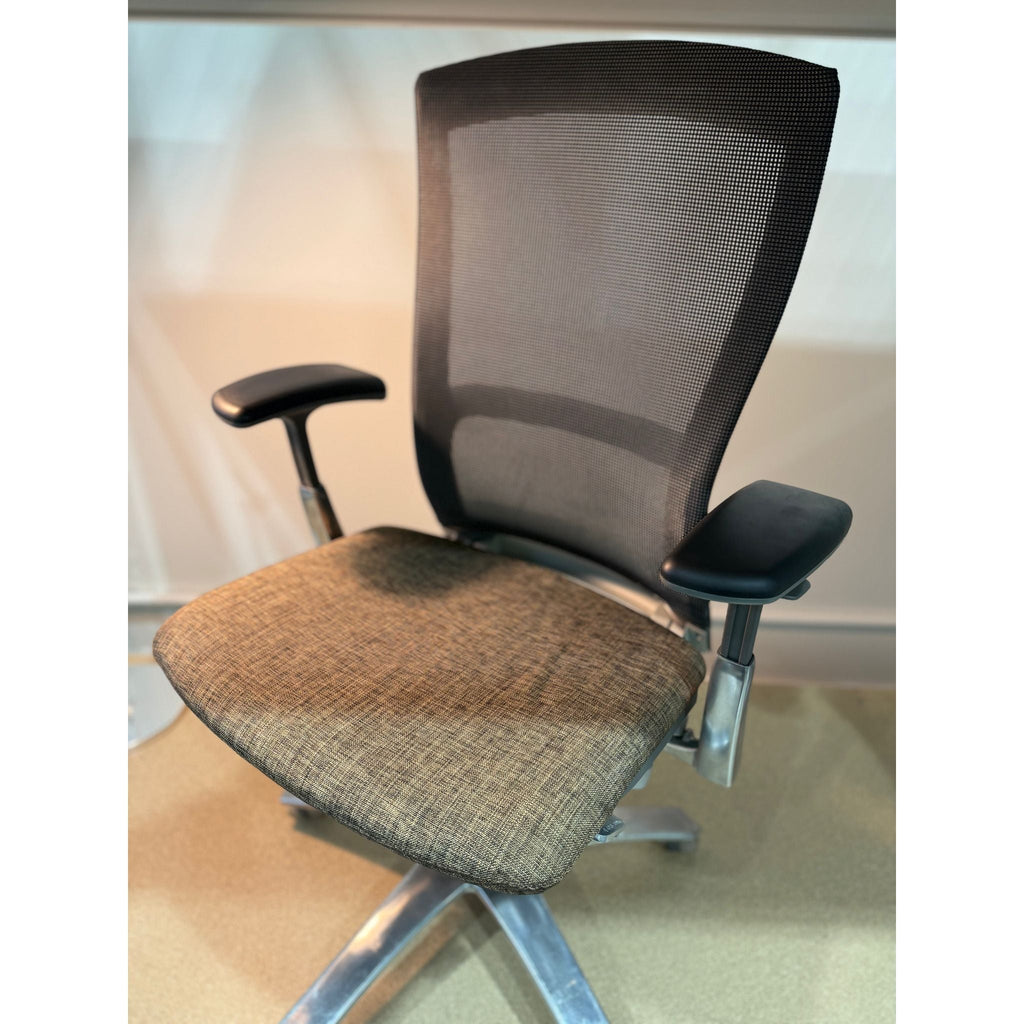 Knoll Life - Formway Chair - Custom Build, Now Millerknoll - thegoodchairs