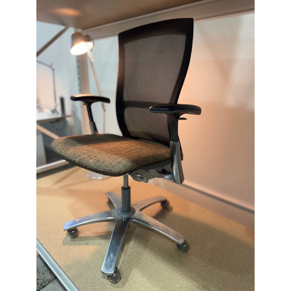 Knoll Life - Formway Chair - Custom Build, Now Millerknoll - thegoodchairs