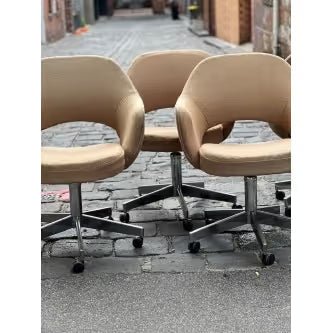 Knoll Saarinen Executive - Set of Swivel Armchair - thegoodchairs