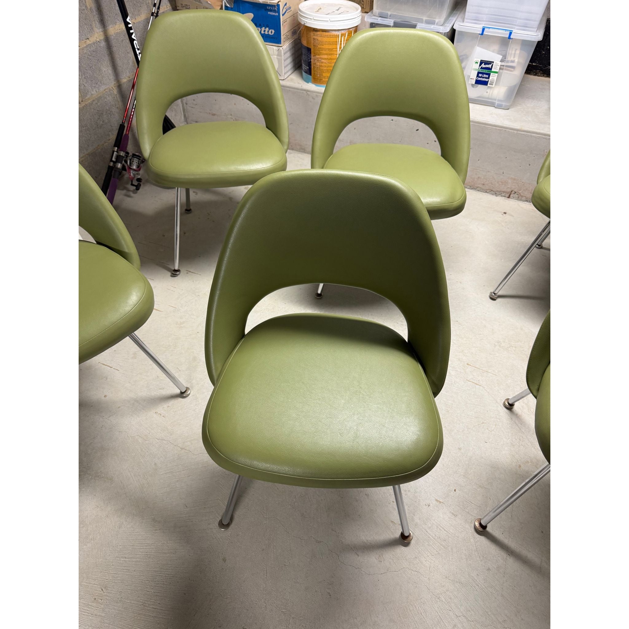 Knoll Saarinen Executive Side Chair by Eero Saarinen, Green, Set of 6 - thegoodchairs
