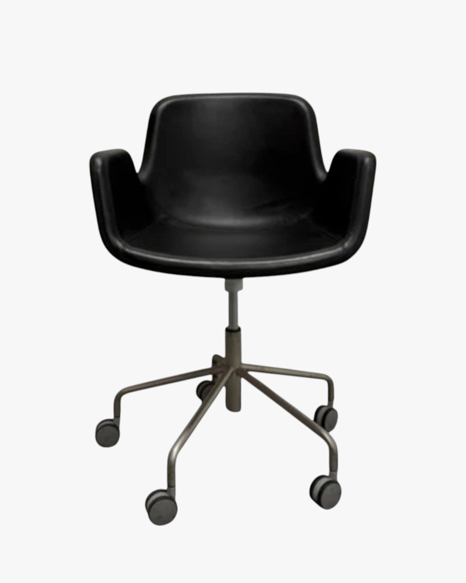 Lapalma Pass Easy Chair, Black Leather, 5 Star Castor Base - thegoodchairs
