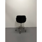 Lapalma Pass Easy Chair, Black Leather, 5 Star Castor Base - thegoodchairs